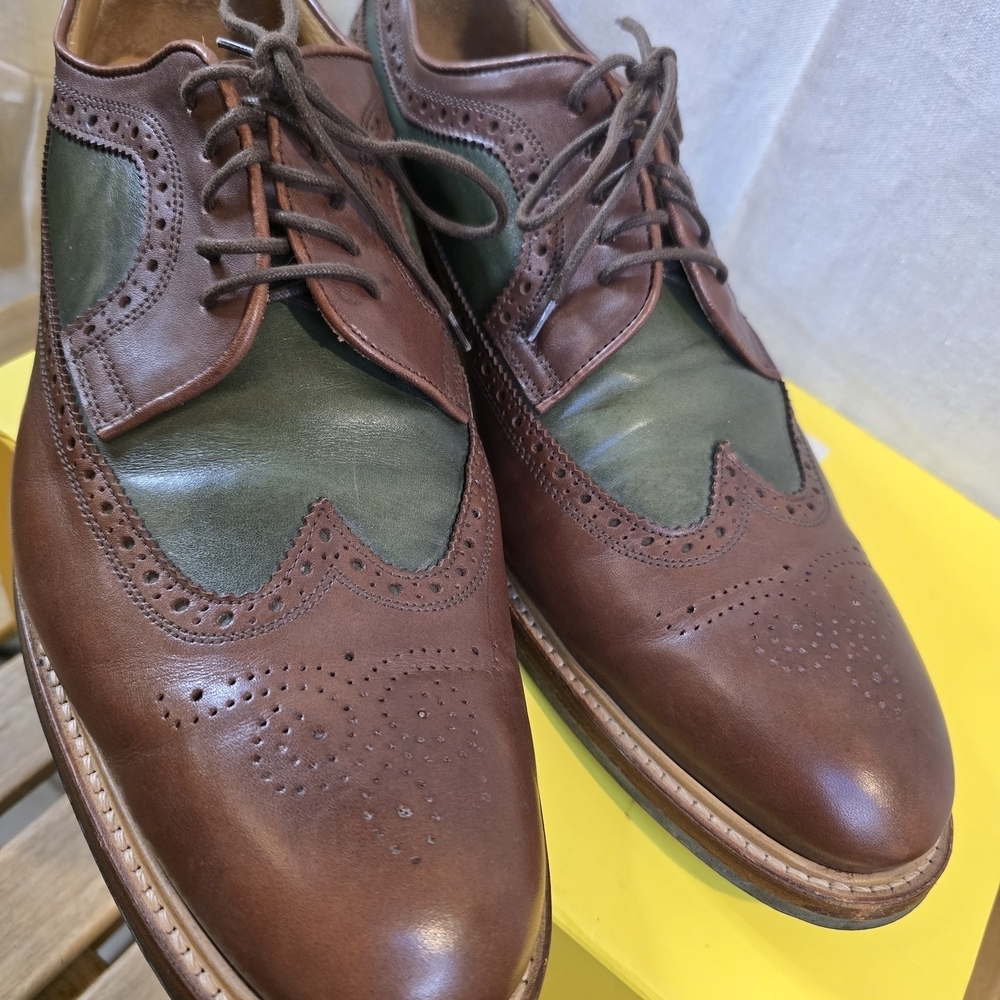 Charles Tyrwhitt Brown and Olive Oxfords - Picture 2 of 12